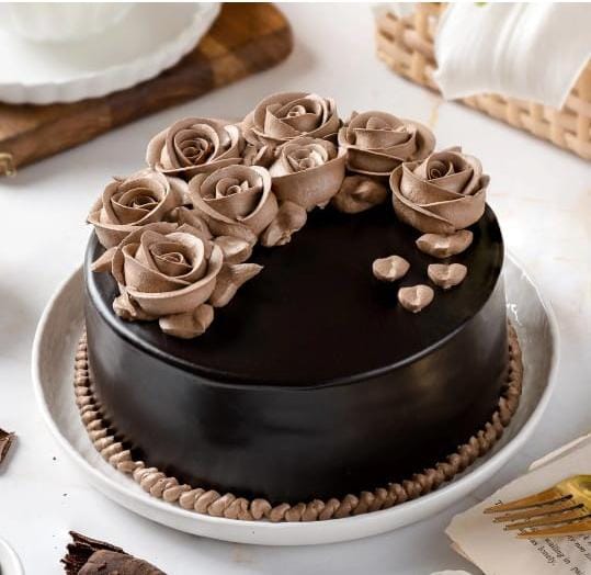 Chocolate Rose Designer Cake
