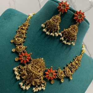 Coral Neckpiece