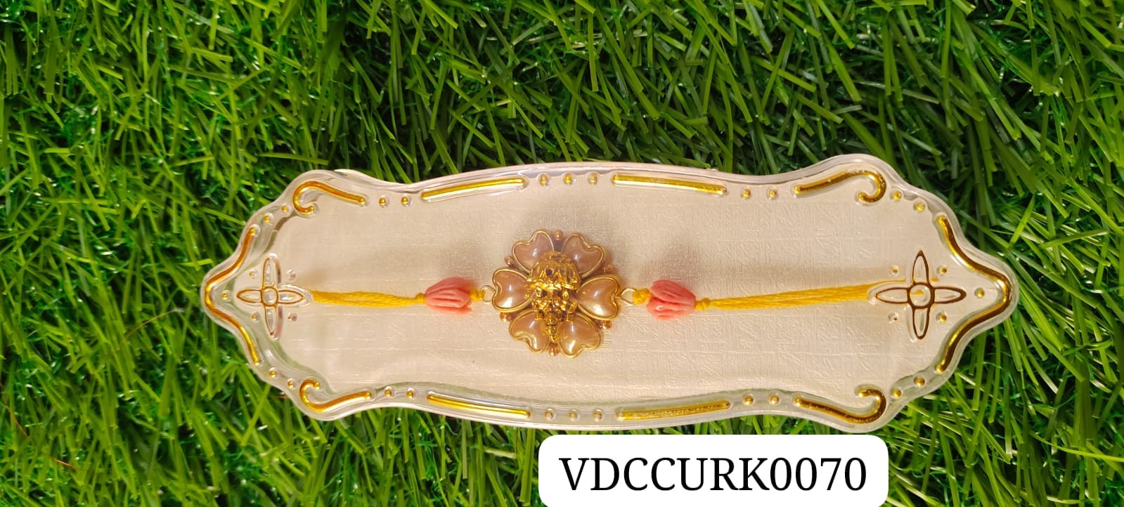 Pendant Rakhi - Handcrafted